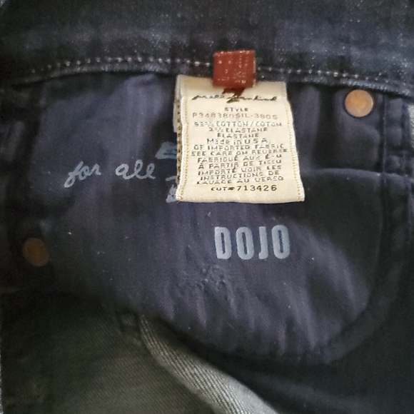 SEVEN FOR ALL MANKIND - DOJO DENIM CAPRI - Picture 11 of 15